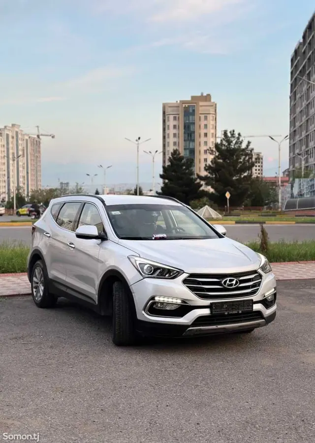 Hyundai Santa Fe 2015 · 2.0 AT