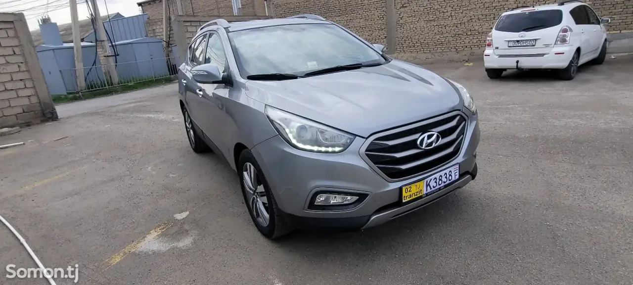 Hyundai Tucson 2014 · 2.0 AT