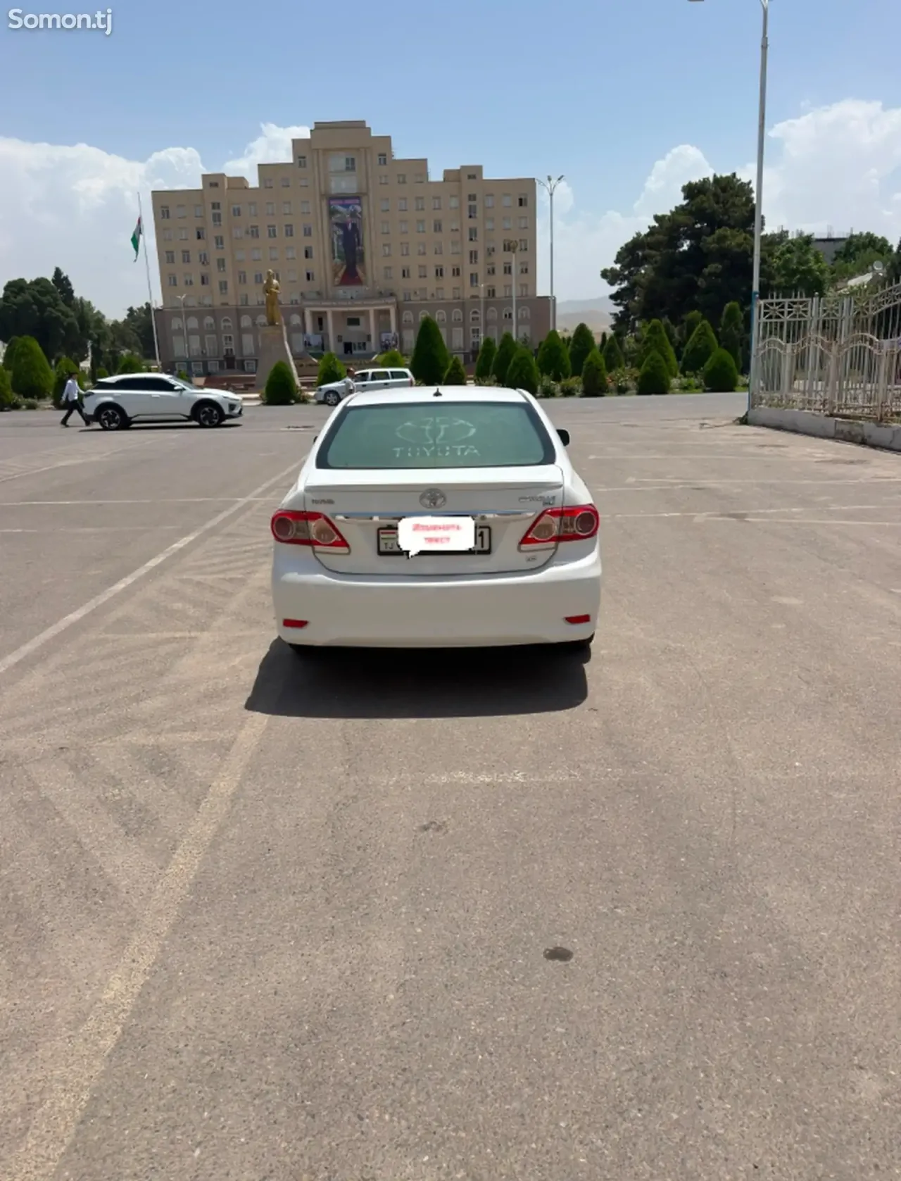 Toyota Corolla 2013 · 1.8 AT