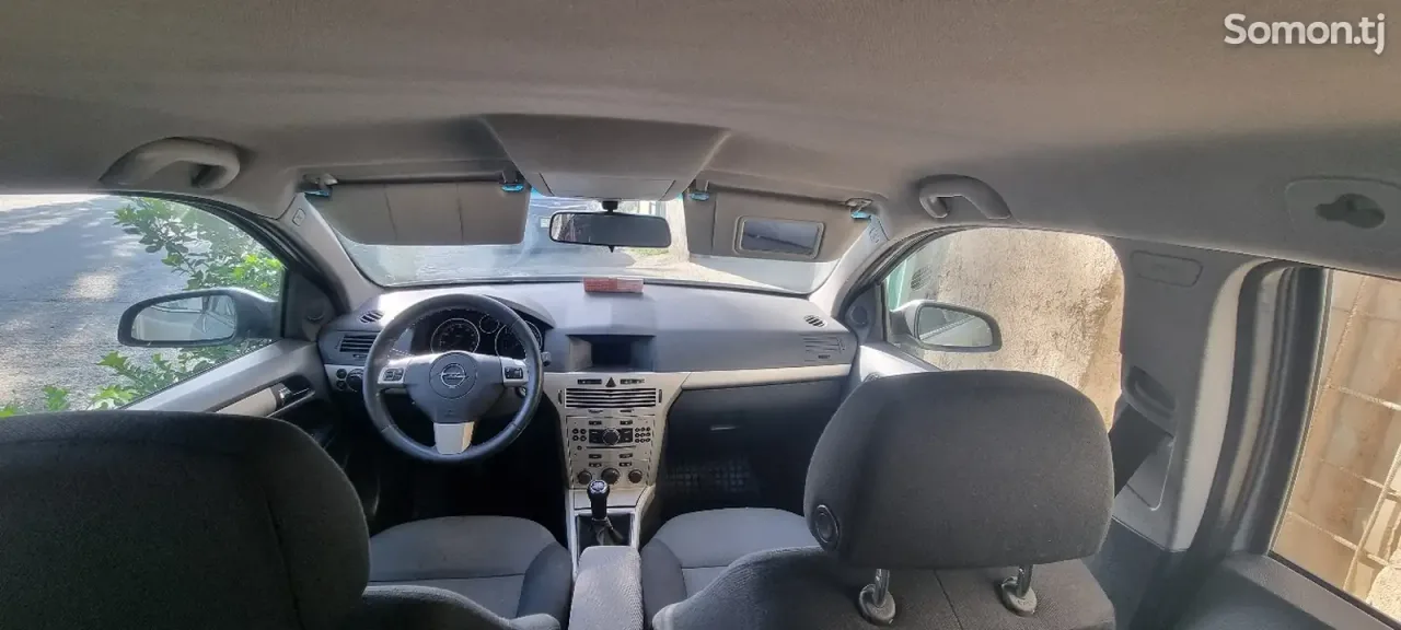 Opel Astra H 2007 · 1.8 MT