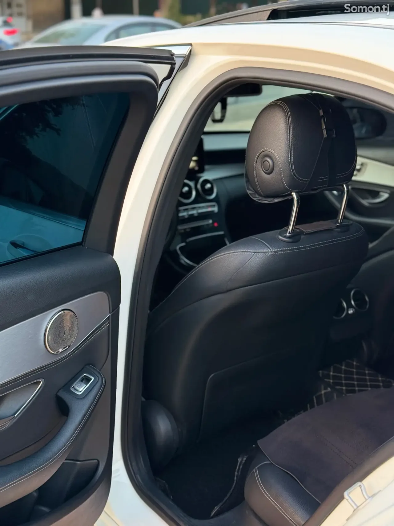 Mercedes-Benz C class 2015 · 2.2 AT