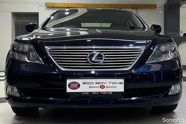 Lexus LS series 2009 · 4.5 AT