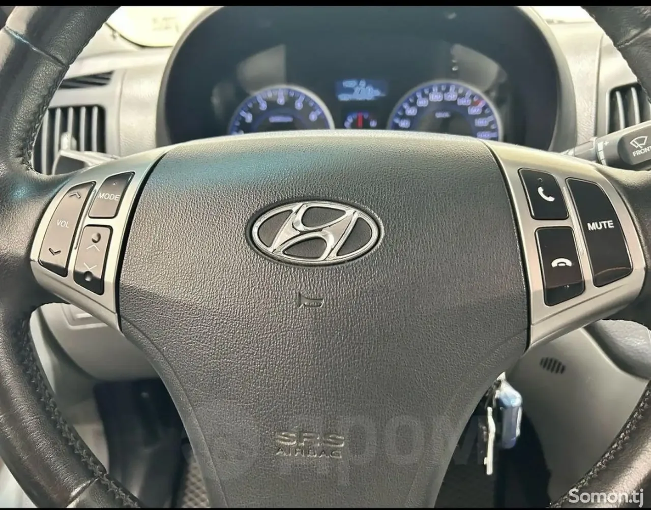 Hyundai Avante 2010 · 1.6 AT