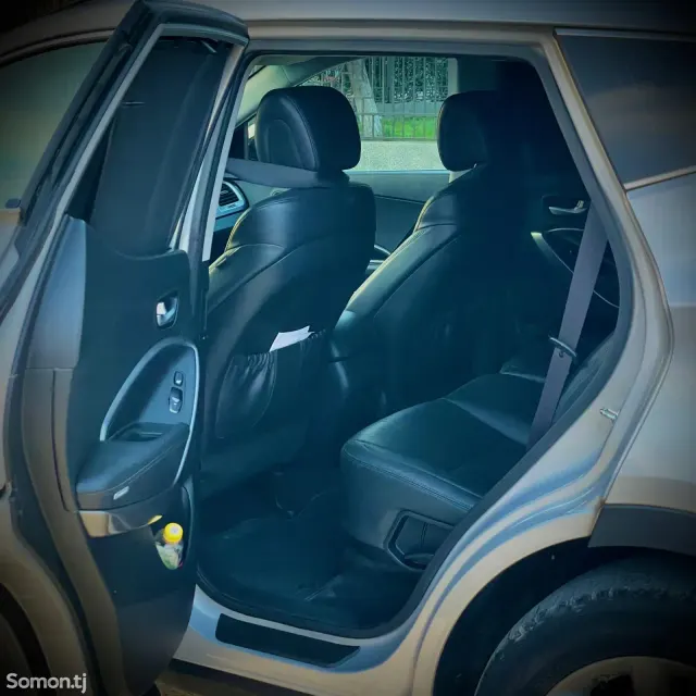 Hyundai Santa Fe 2016 · 2.0 AT
