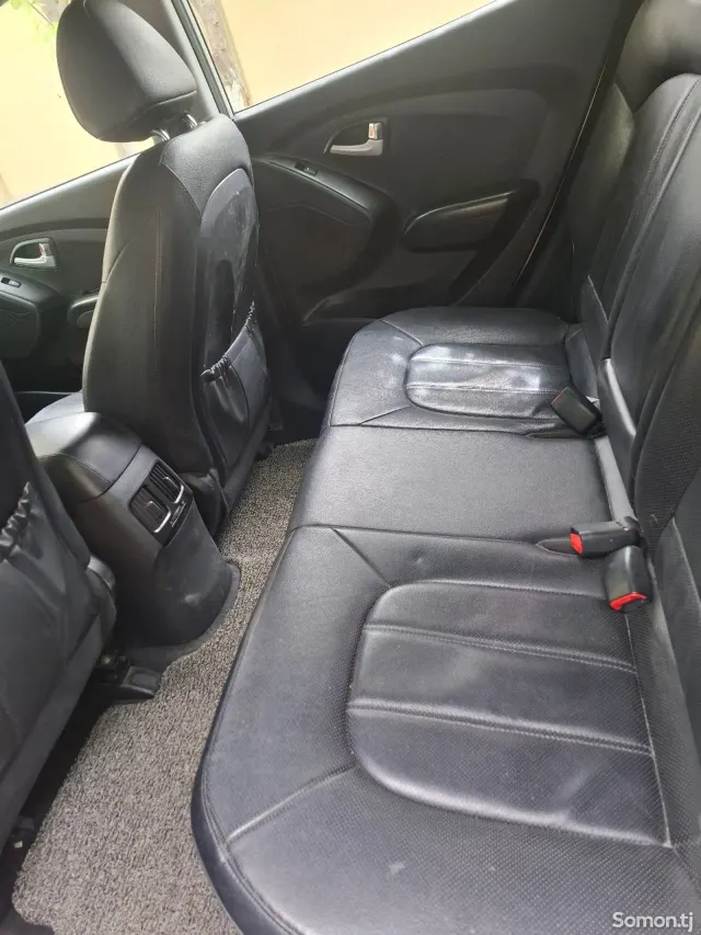 Hyundai Tucson 2015 · 2.0 AT
