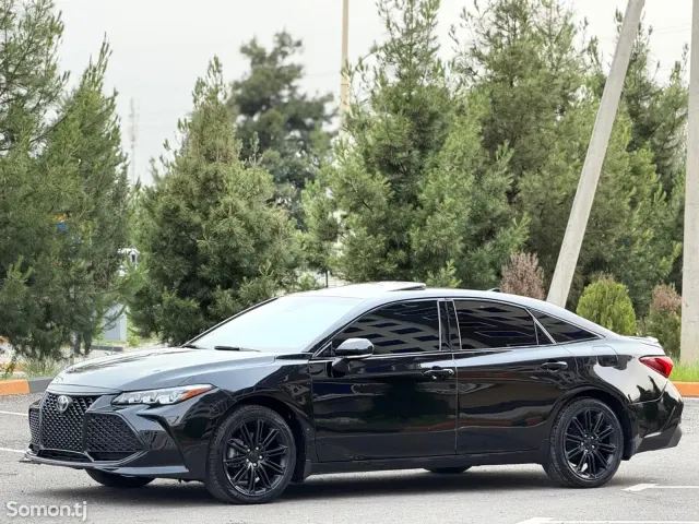 Toyota Avalon 2022 · 2.5 AT