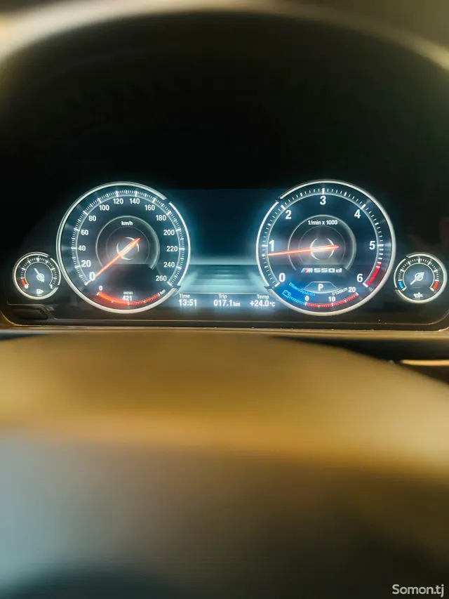 BMW 5 series 2013 · 2.0 AT