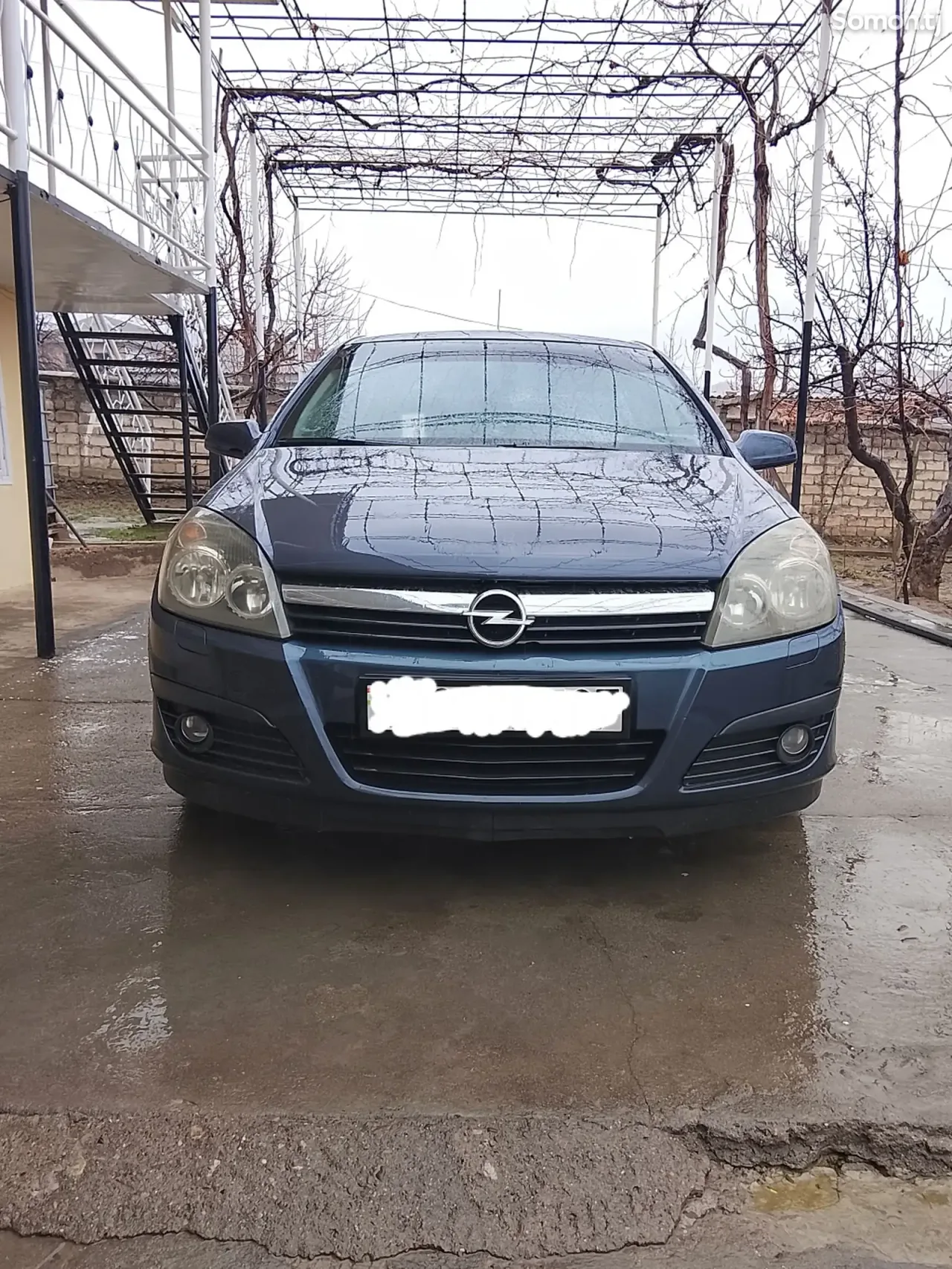 Opel Astra H 2006 · 1.6 MT