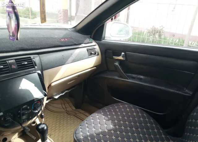 Daewoo Lacetti 2004 · 1.8 AT