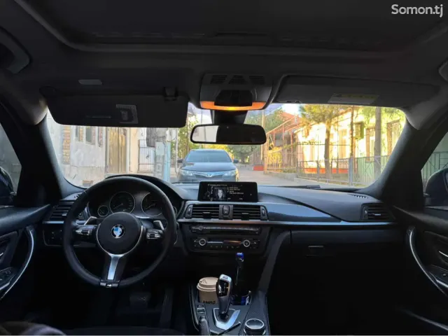 BMW 3 series 2014 · 2.0 AT