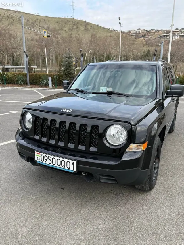 Jeep Patriot 2015 · 2.4 AT