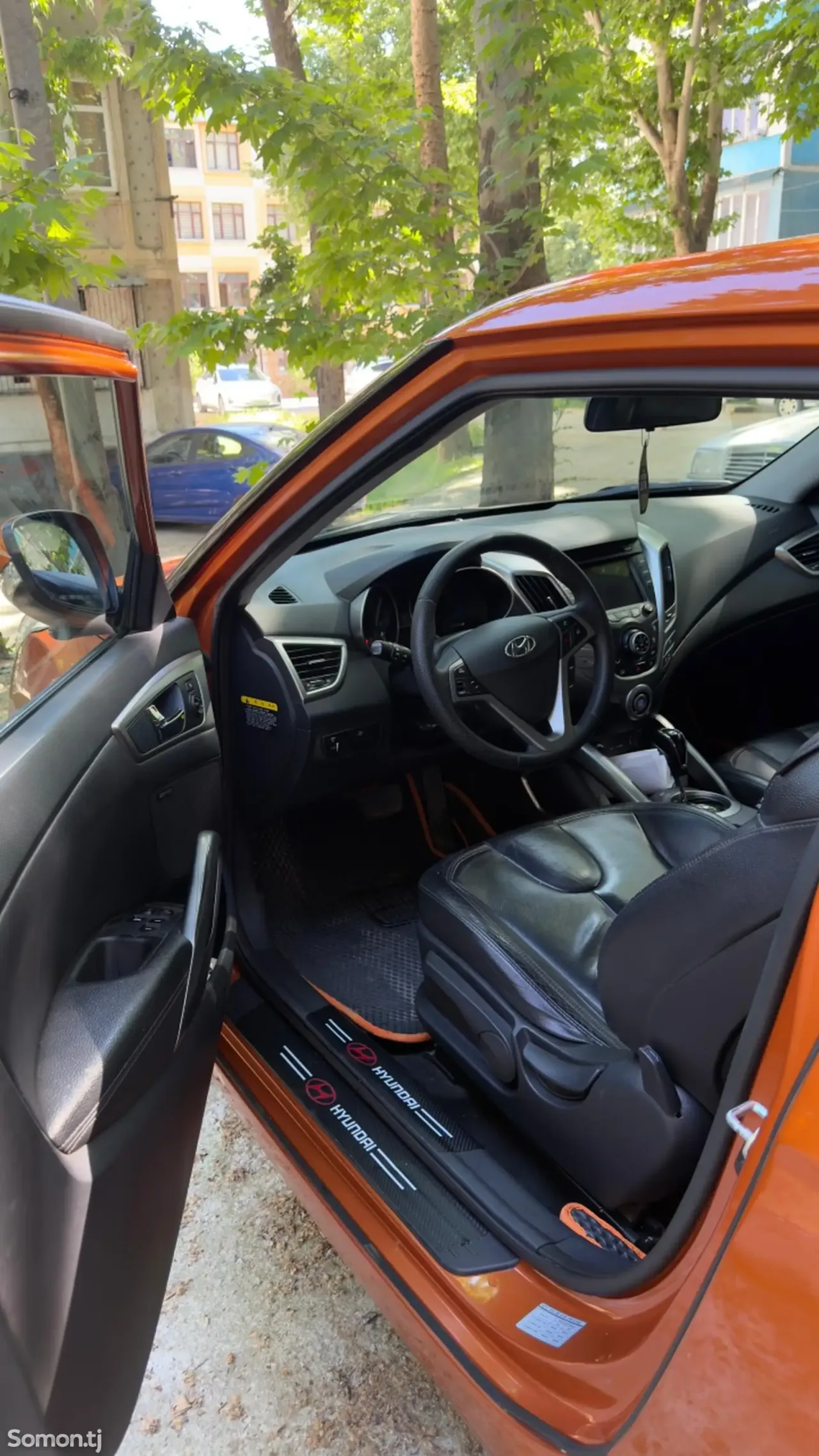 Hyundai Veloster 2012 · 1.5 AT