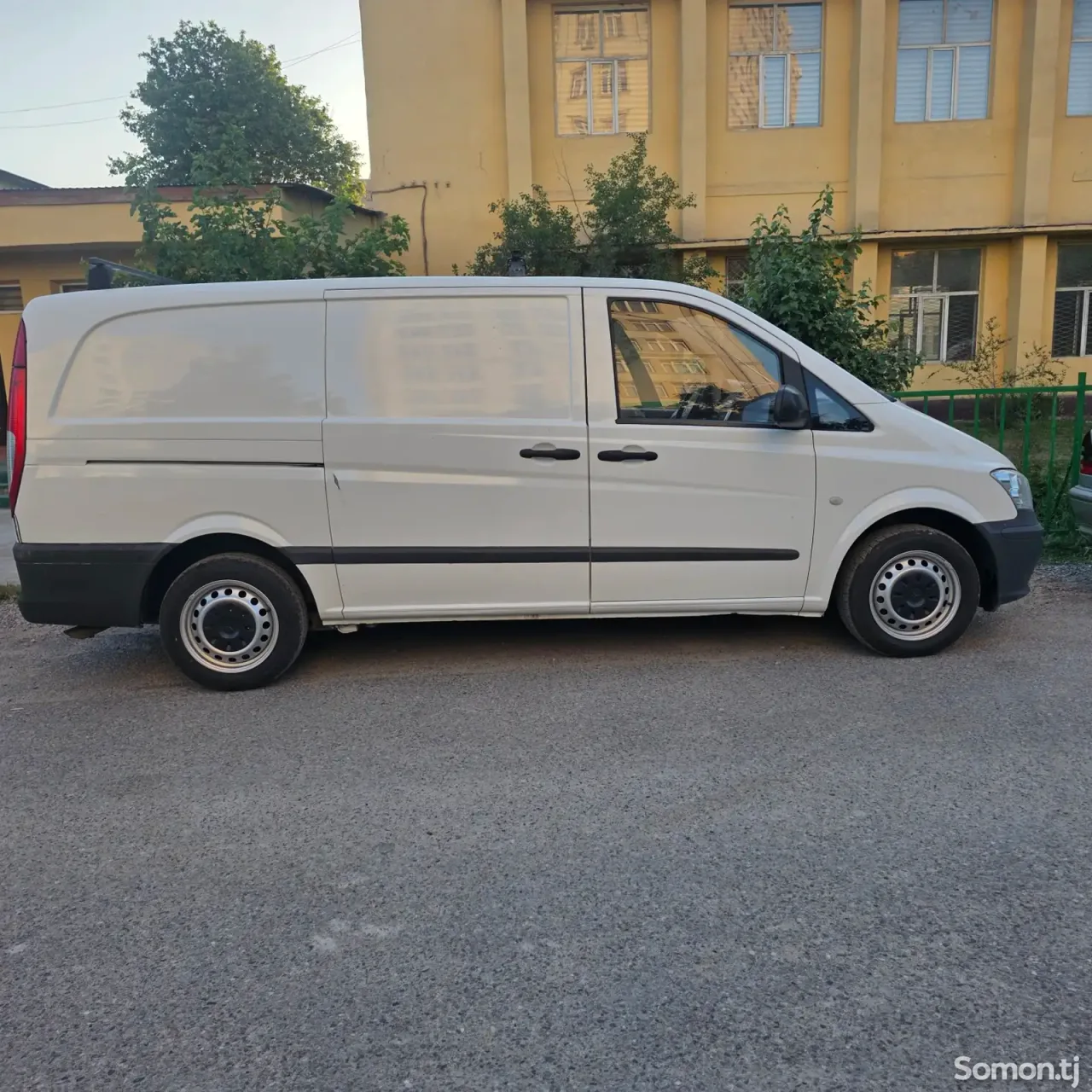 Mercedes-Benz Viano 2014 · 2.2 MT