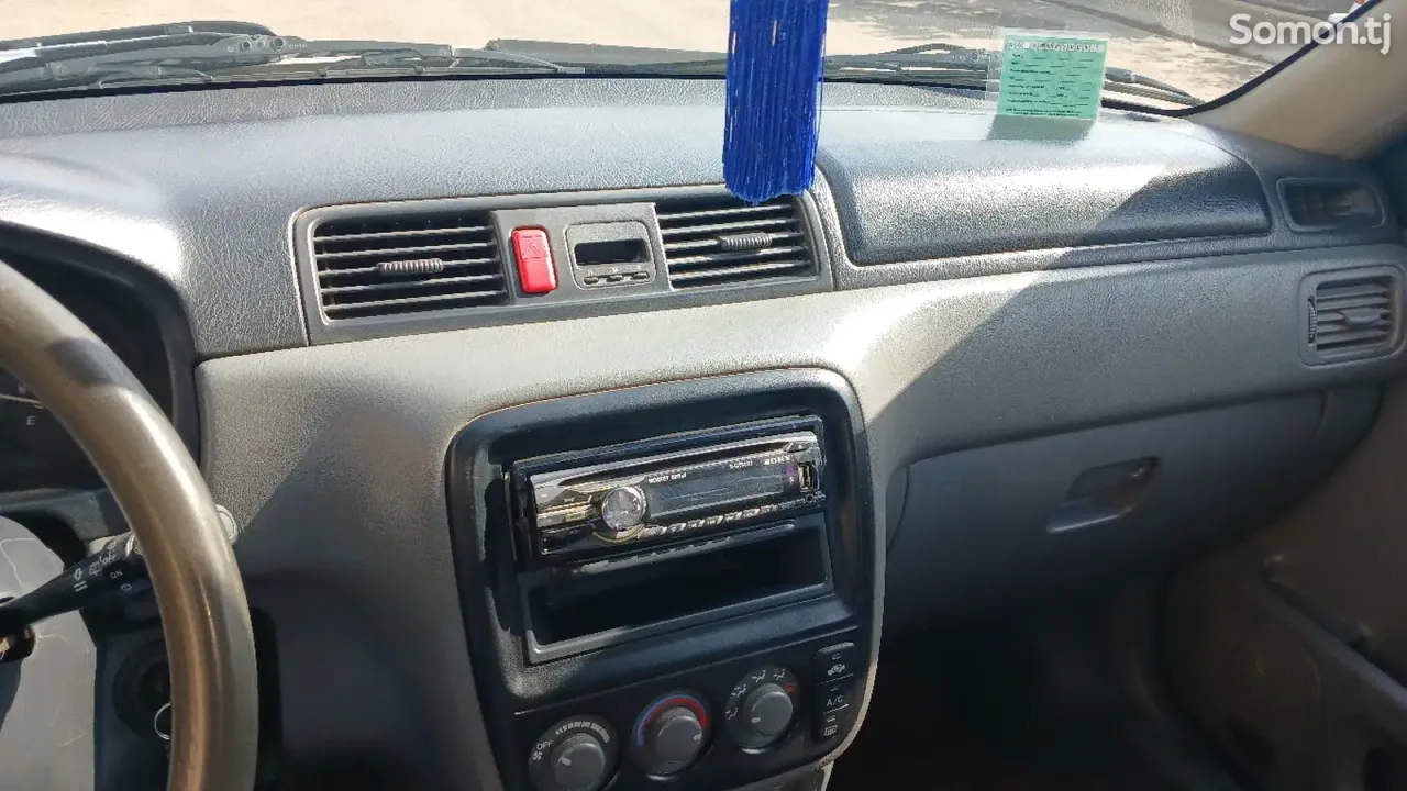 Honda CR-V 1999 · 2.0 MT