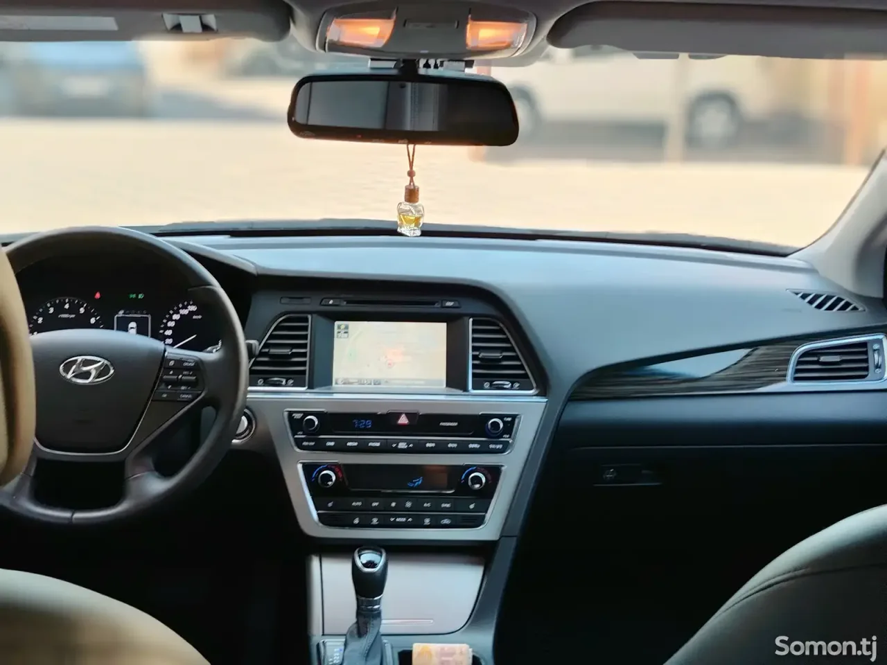 Hyundai Sonata 2015 · 2.0 AT