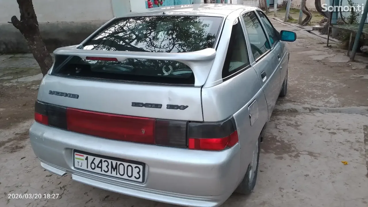 Lada (ВАЗ) 2112 2004 · 1.5 MT