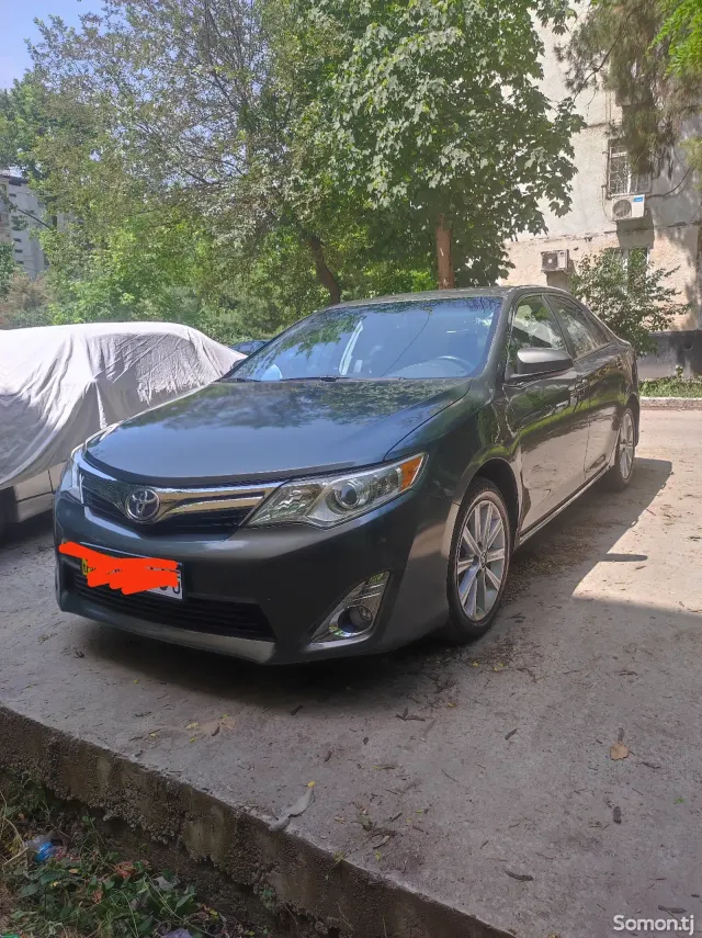 Toyota Camry 2014 · 2.5 AT