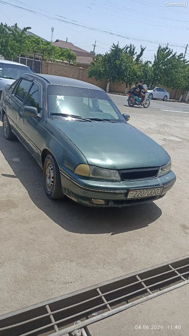 Daewoo Nexia 1995 · 1.6 MT