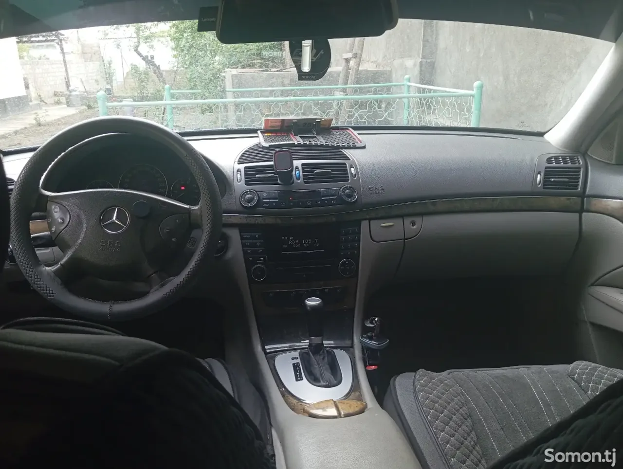 Mercedes-Benz E class 2003 · 2.4 AT