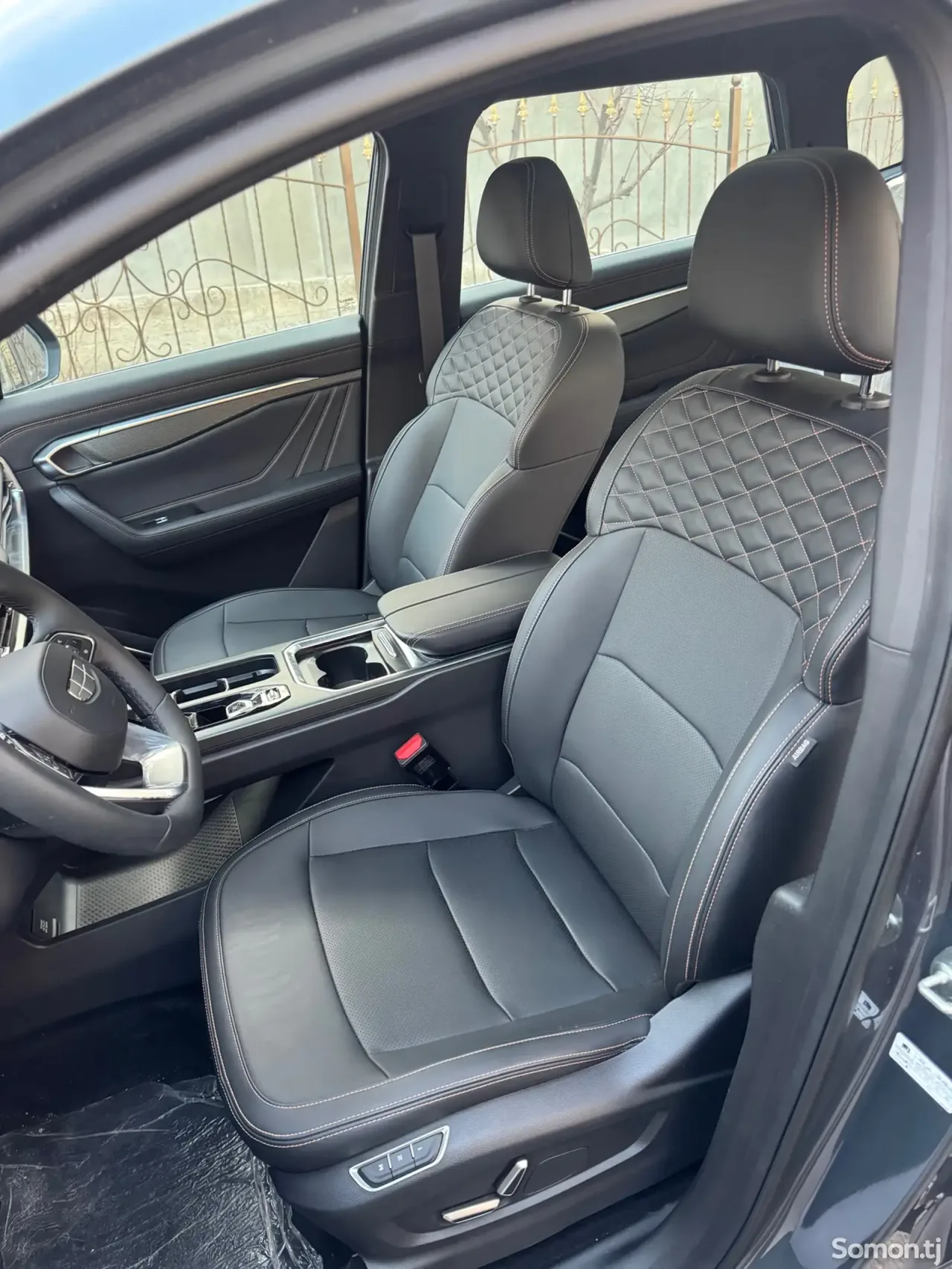 Geely Monjaro 2026 · 2.0 AT