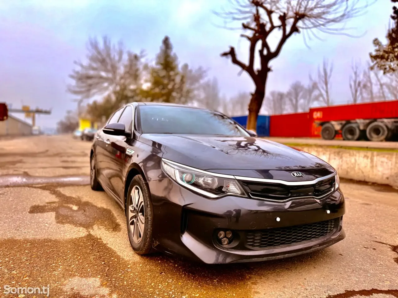 Kia K5 2018 · 2.0 AT