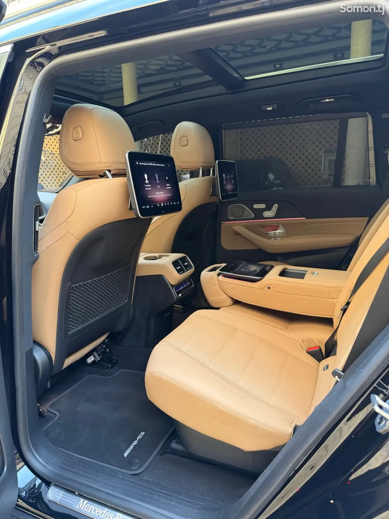 Mercedes-Benz GLS 2024 · 5.8 AT