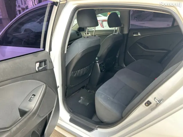 Kia Optima 2015 · 2.4 AT