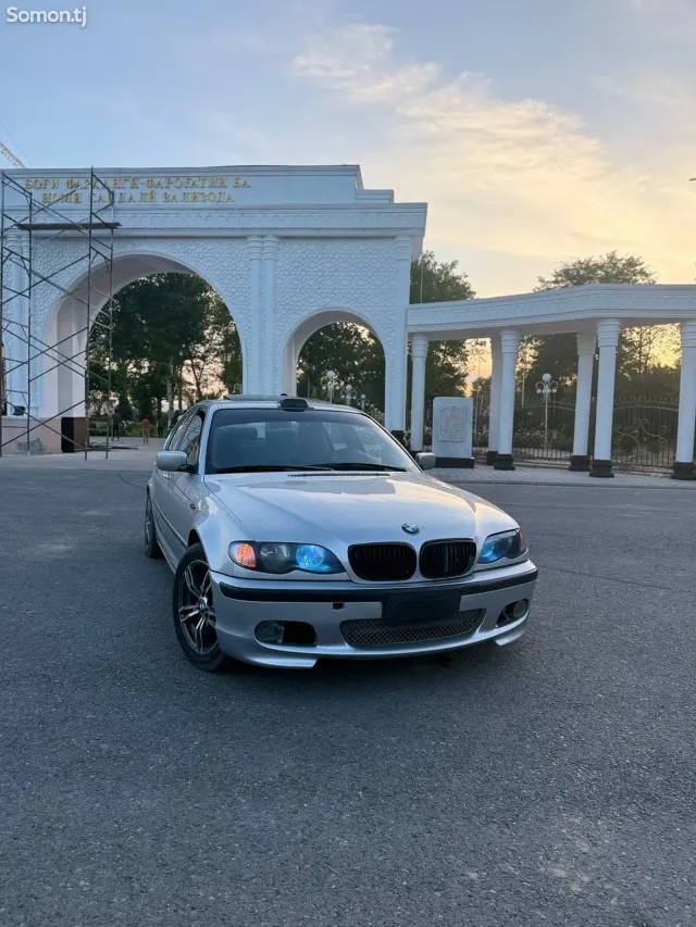 BMW 3 series 2003 · 2.5 AT
