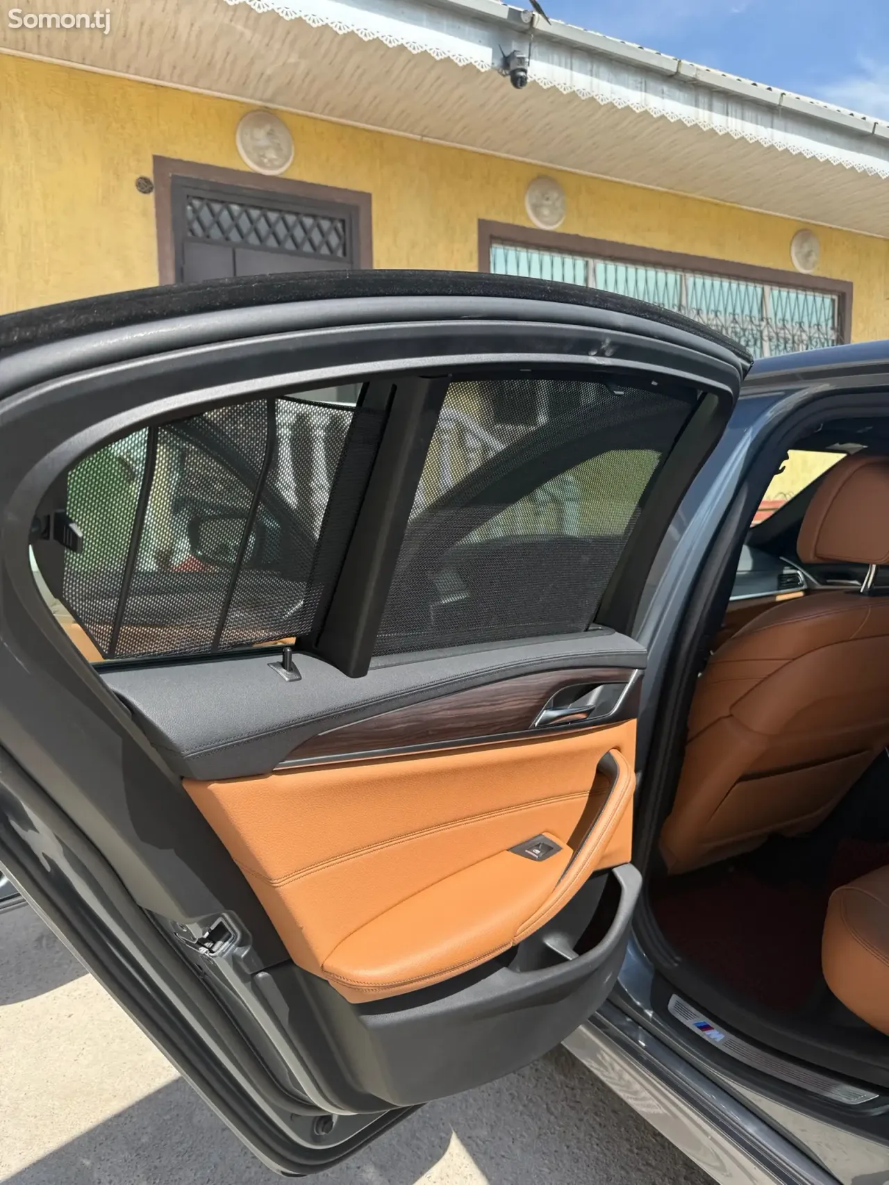 BMW 5 series 2017 · 2.0 AT