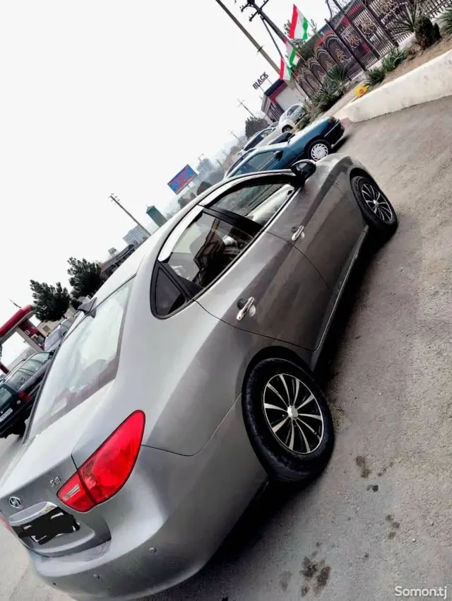 Hyundai Avante 2010 · 1.6 AT