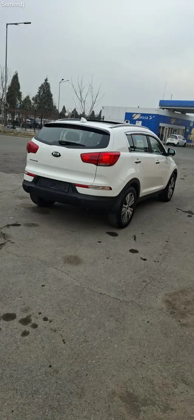 Kia Sportage 2015 · 2.0 AT