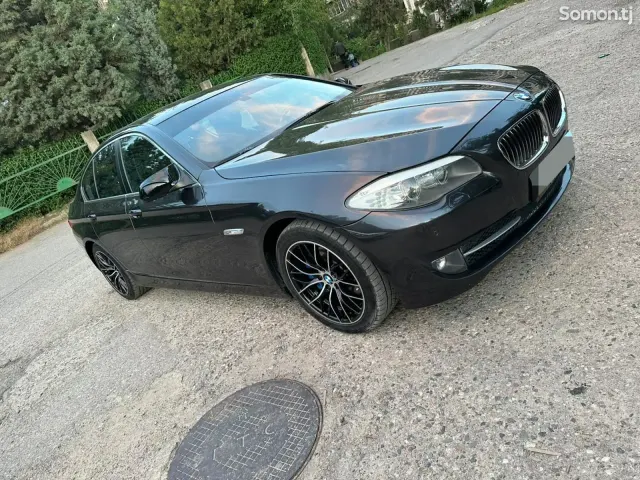 BMW 5 series 2011 · 2.8 AT
