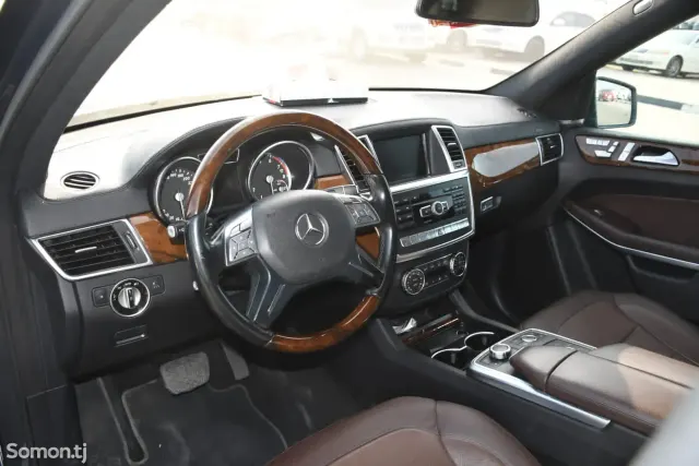 Mercedes-Benz GL class 2015 · 5.0 CVT