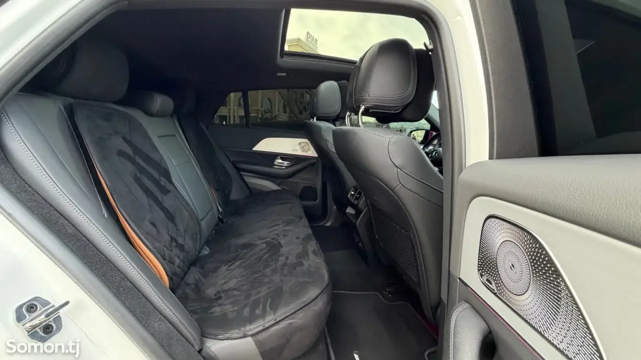 Mercedes-Benz GLE class 2025 · 3.0 AT