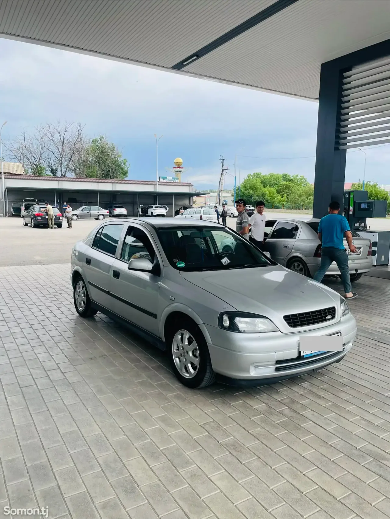 Opel Astra G 1998 · 1.6 MT