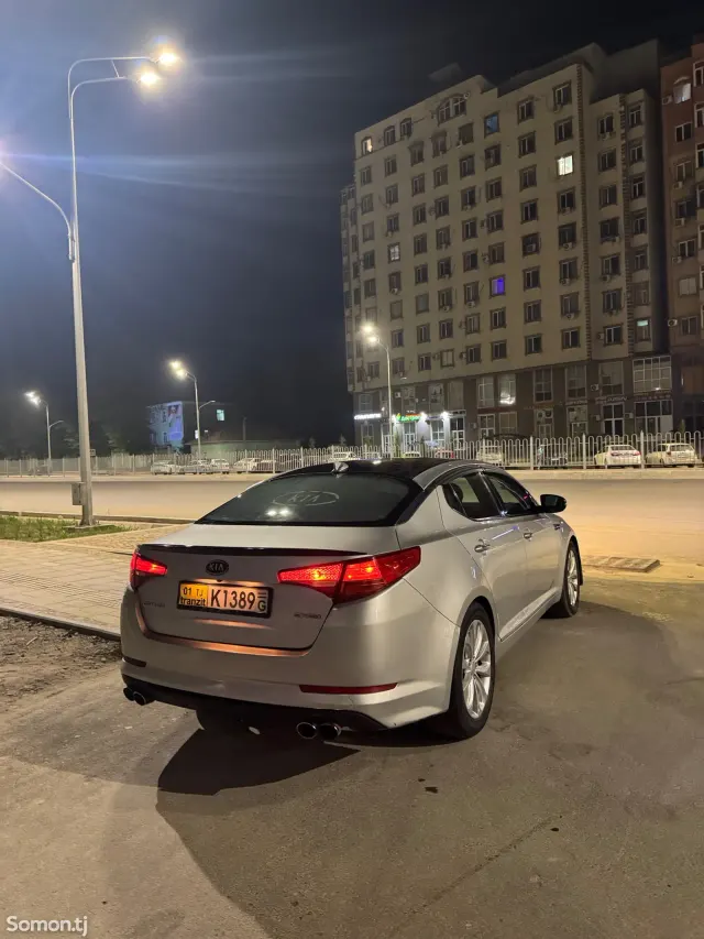 Kia K5 2013 · 2.0 AT