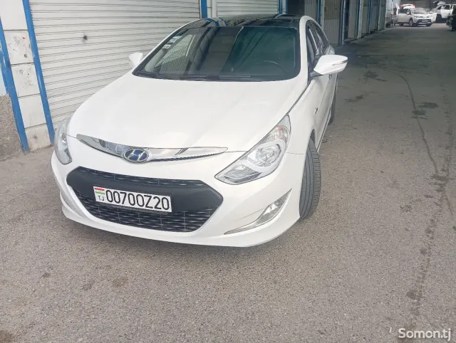 Hyundai Sonata 2014 · 2.0 AT