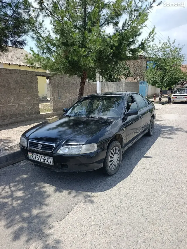 Honda Accord 1996 · 1.6 MT