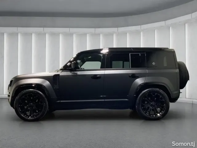 Land Rover Defender 2026 · 6.5 AT