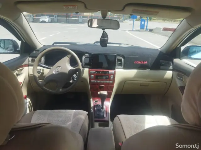 Toyota Corolla 2006 · 1.5 AT