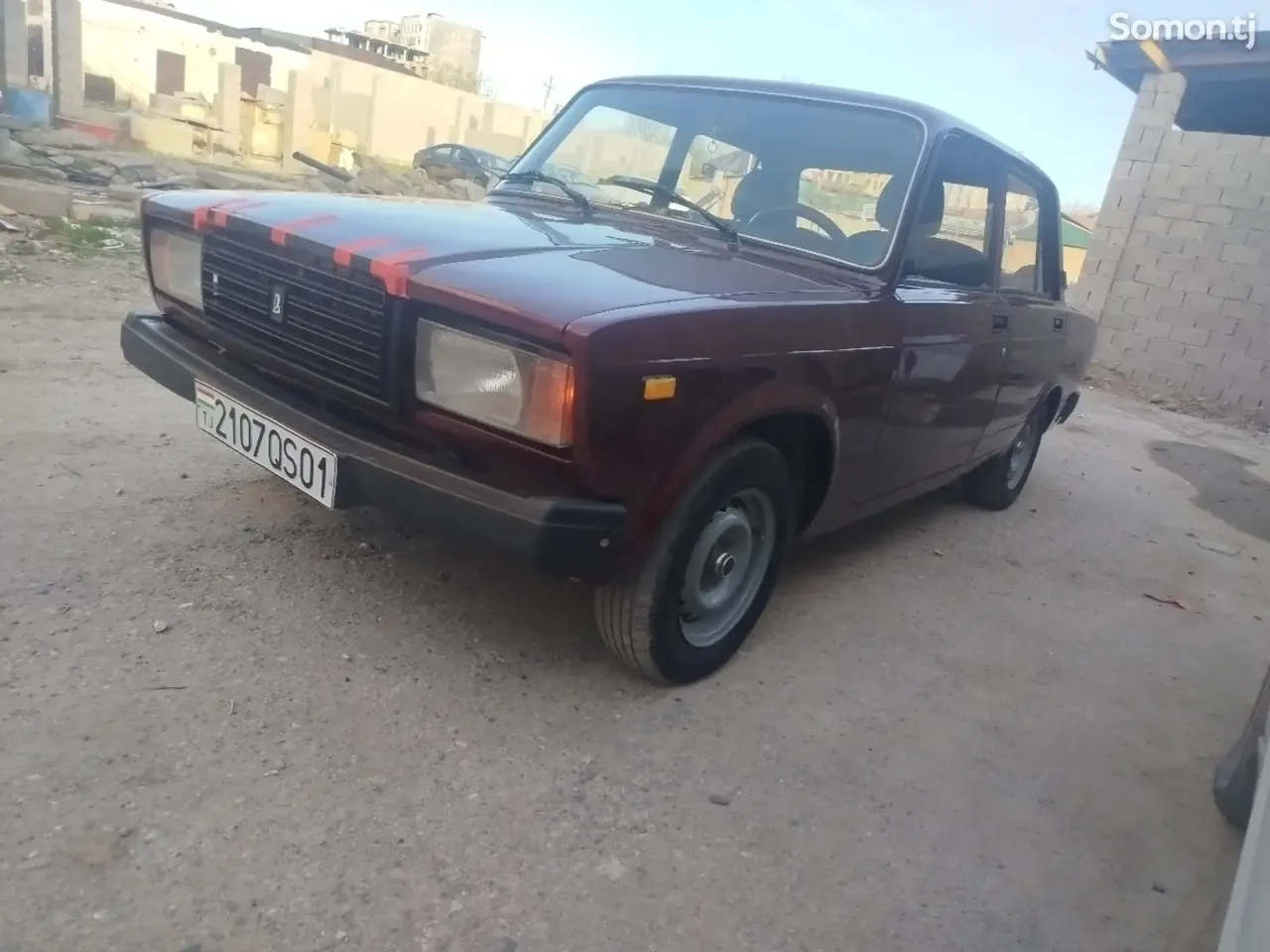 Lada (ВАЗ) 2107 2011 · 1.7 MT