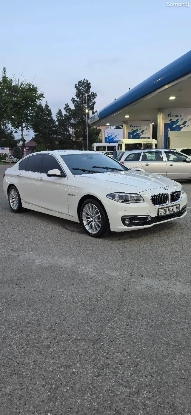 BMW 5 series 2015 · 2.0 AT