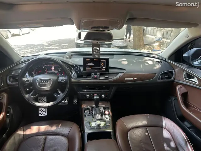 Audi A6 2015 · 2.0 AT