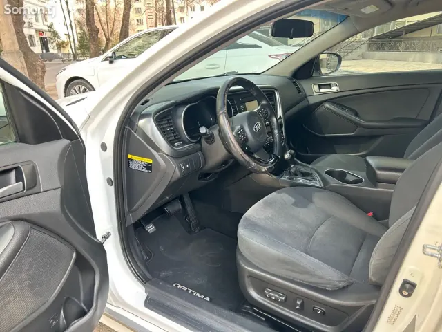 Kia Optima 2015 · 2.4 AT