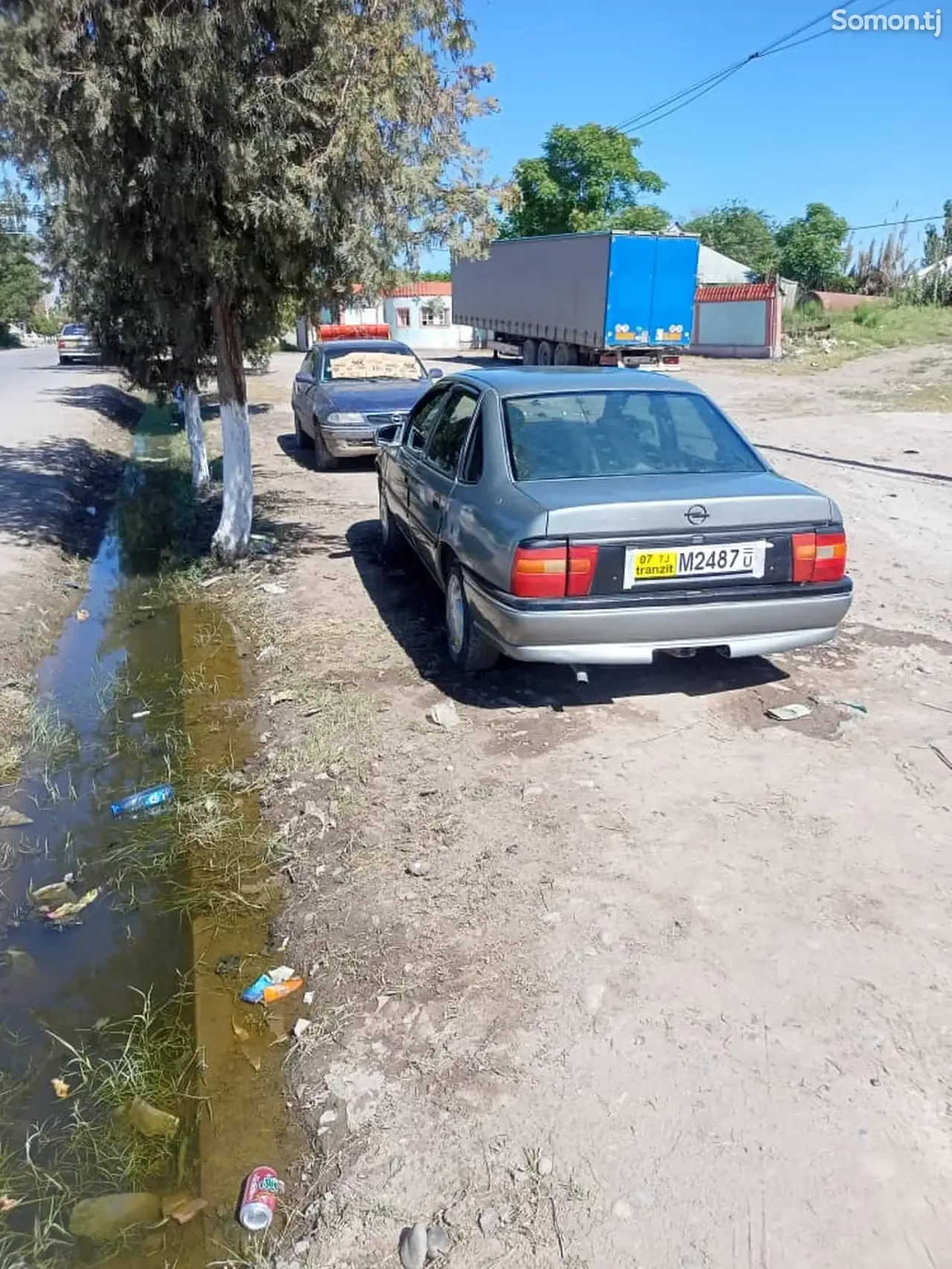 Opel Vectra A 1993 · 1.8 MT