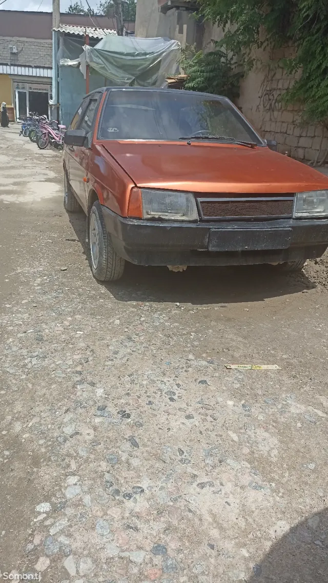 Lada (ВАЗ) 2108 2002 · 1.6 MT