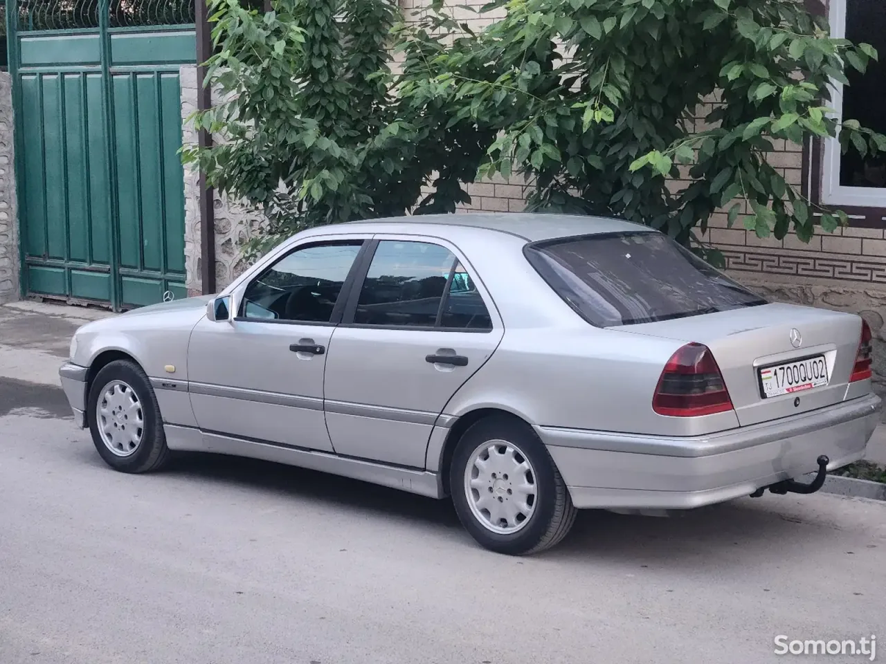 Mercedes-Benz C class 1998 · 2.2 MT