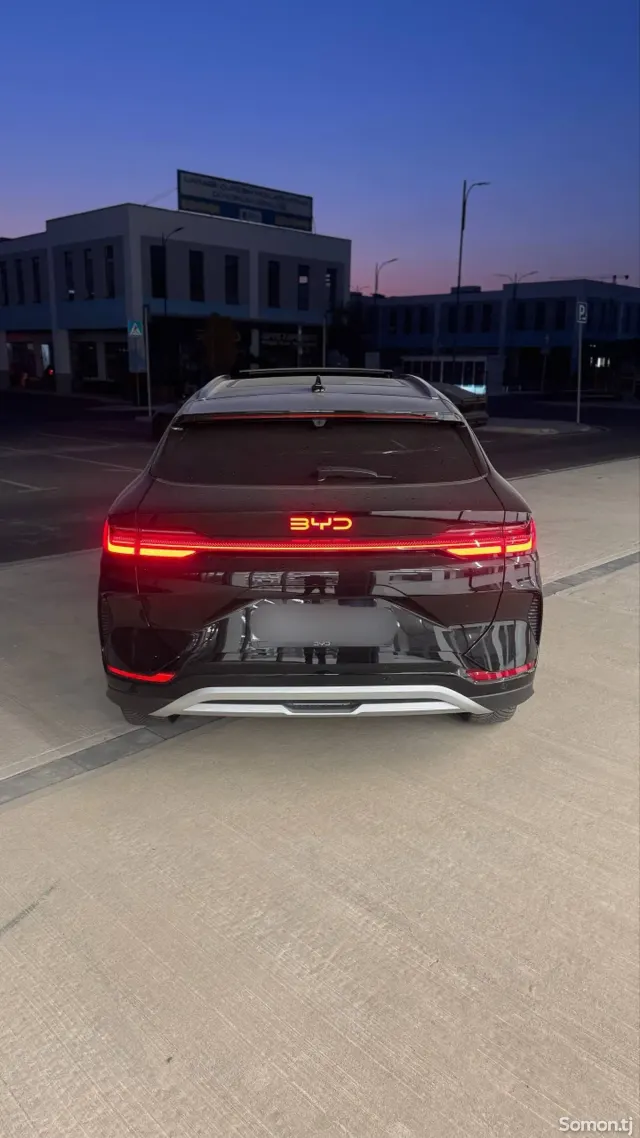 BYD Song Plus 2025 · CVT