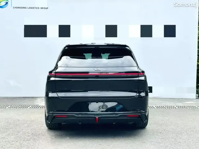 Li Auto (Lixiang) L6 2026 · AT