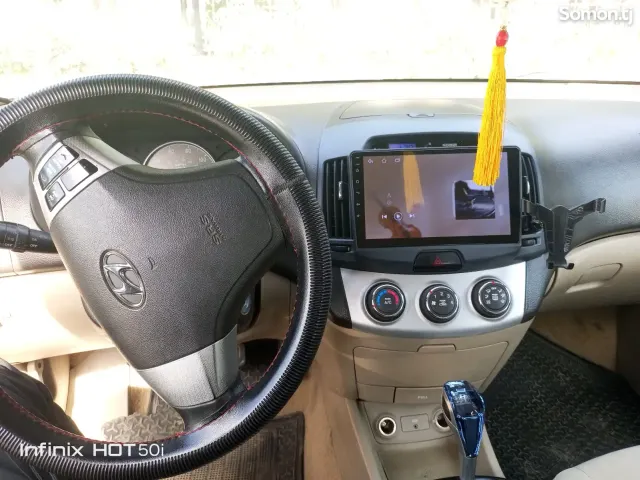 Hyundai Elantra 2007 · 2.0 AT